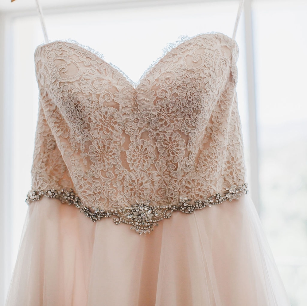 Allure Wedding dress